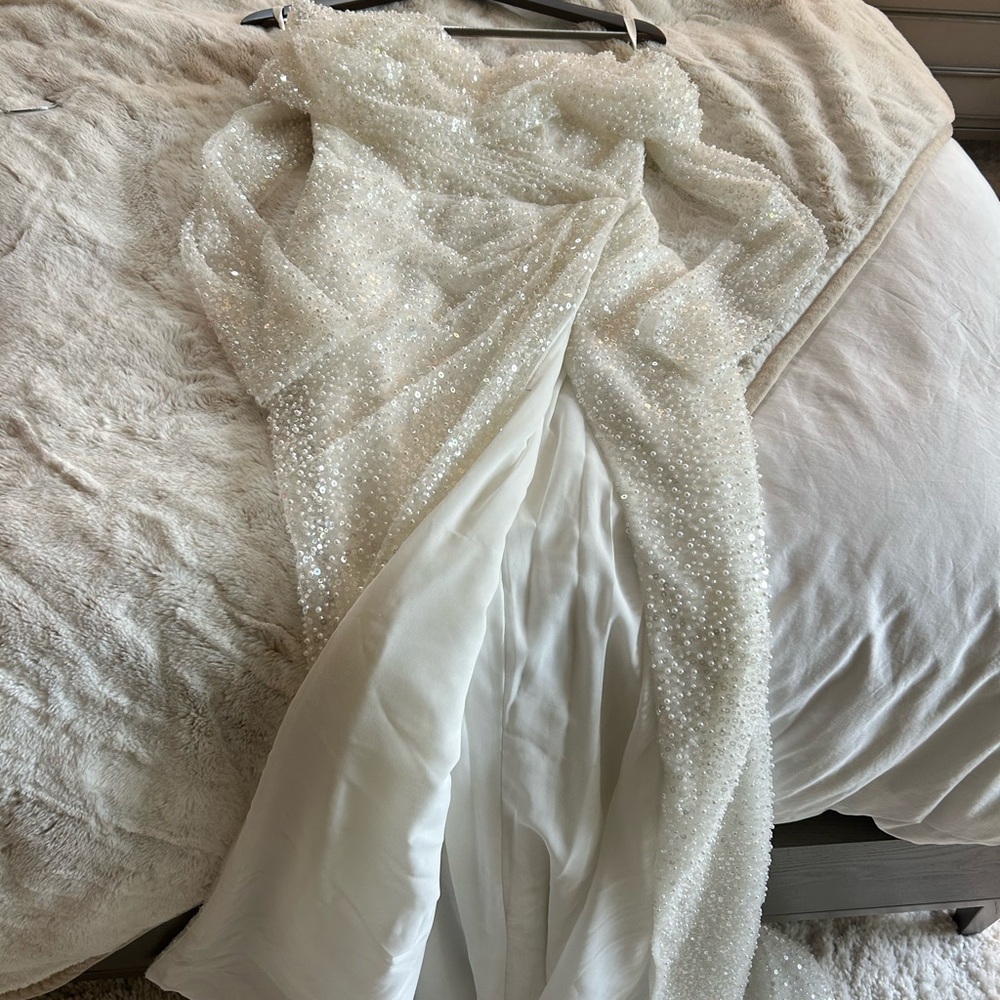 Eva Lendel Aretta Inspired Elegant Off-Shoulder White Sequin Dress size 4 - Picture 7 of 15